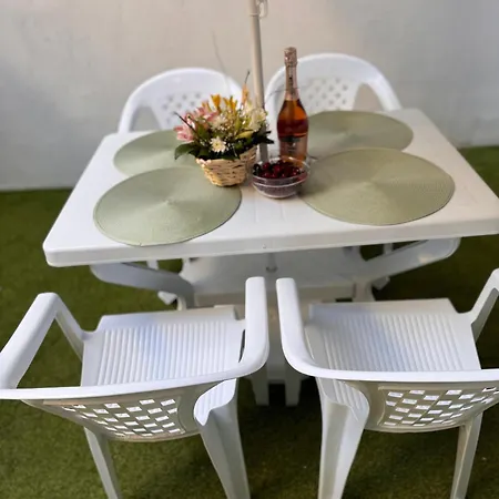 Appartement Goldy With Private Garden Burgas Stad