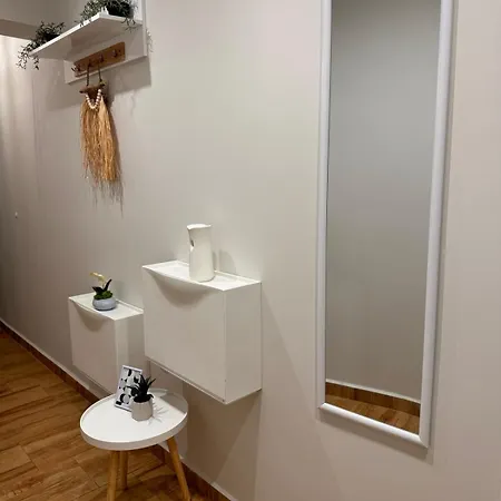 Goldy With Private Garden * Burgaz