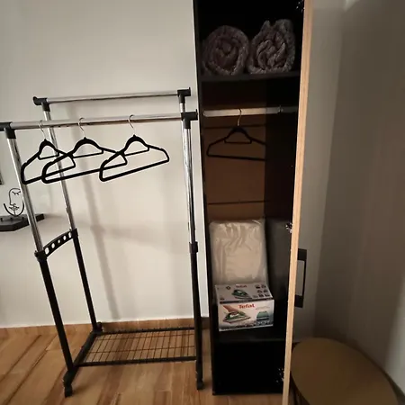 Goldy With Private Garden