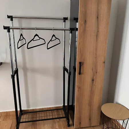 Goldy With Private Garden Appartement Burgas Stad