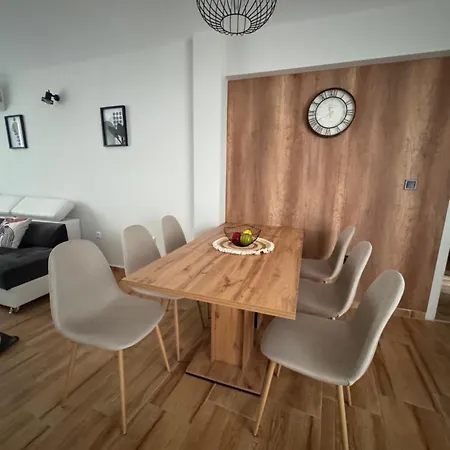 Goldy With Private Garden Appartement *