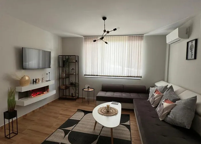 Apartman Goldy With Private Garden Burgasz