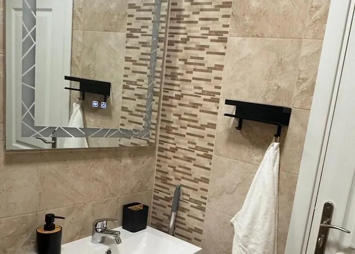 Goldy With Private Garden * Burgasz