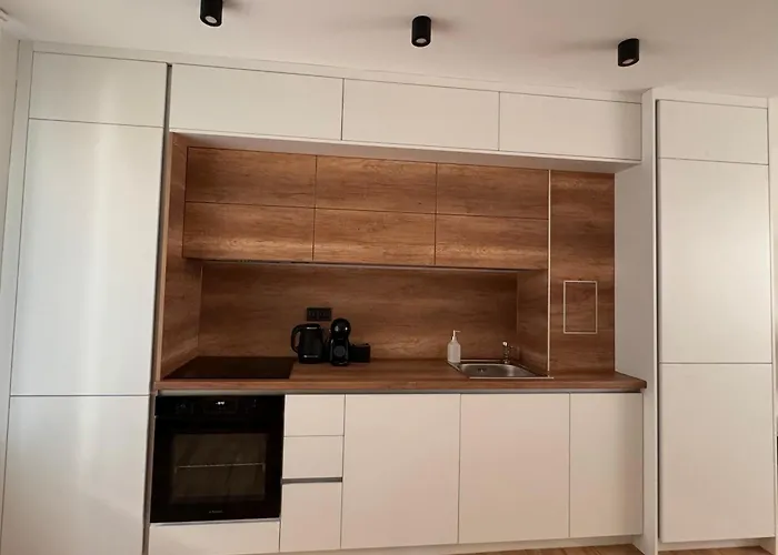 Goldy With Private Garden