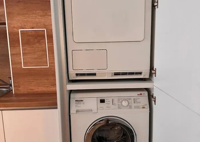 Goldy With Private Garden * بورغاس